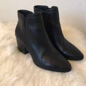 Aldo chealsea boots size 6.5